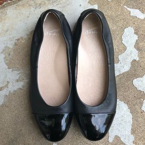 Dansko Lisanne Cap Toe Ballerina Leather Flats